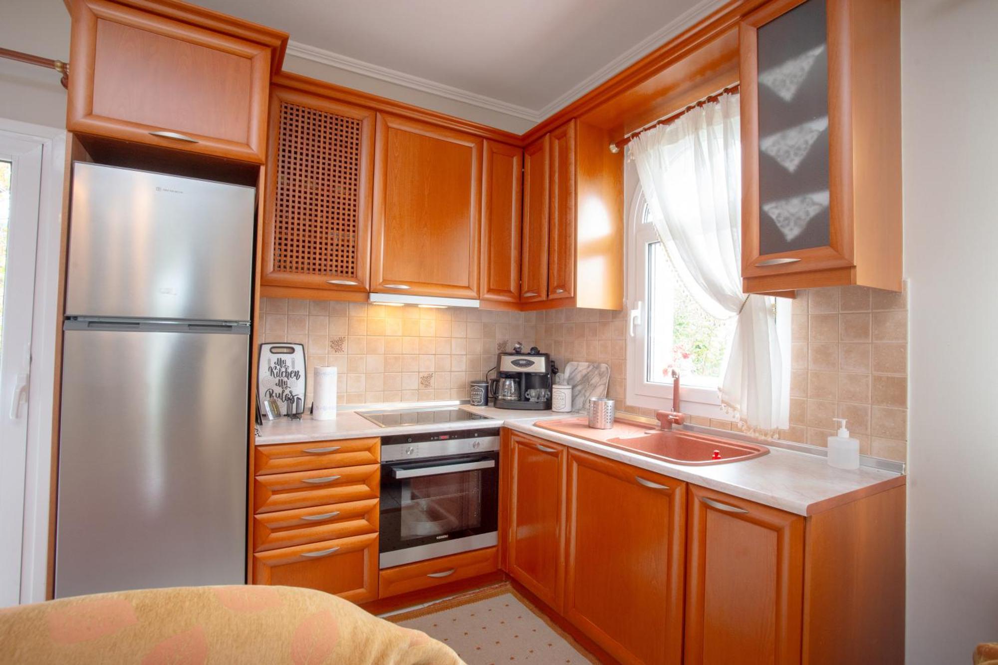 Private 6-Bdrm Villa With Garden 150M To Beach 帕拉迪索 外观 照片